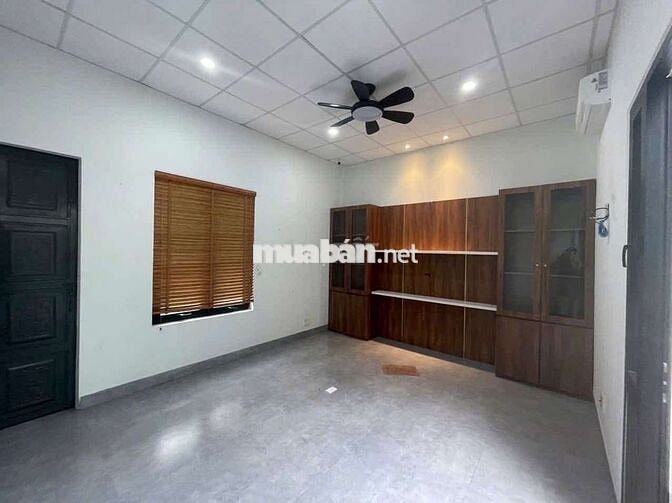 Cho thuê nhà c4 mt Nguyễn quang diệu hòa xuân