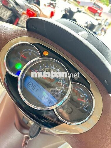 Piaggio Beverly nhâp