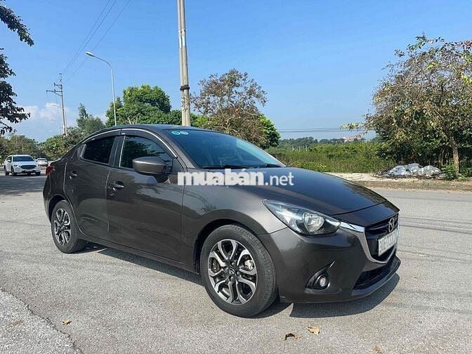 Mazda 2 2016  1.5 AT Sedan - 120000 km
