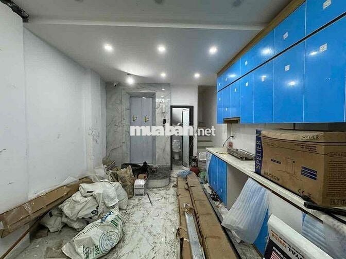 Lô Góc Tây Hồ 45m2 - 6 Tầng Thang Máy - Ô Tô - Ngõ Thông - Giá 9,8 Tỷ