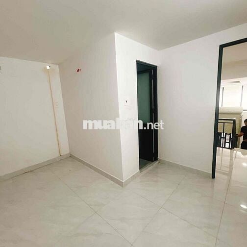 nhà 2 căn 1 sổ khu dân cư hiện hữu hẻm 4 m . 2 phòng ngủ 1 phòng thờ