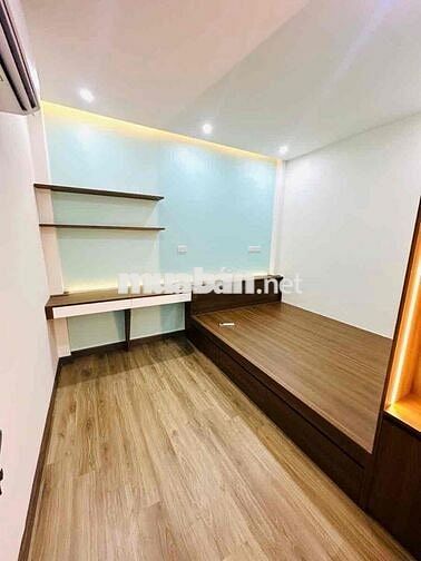 NHÀ ĐẸP LẠC LONG QUÂN  – Ô TÔ TRÁNH – VỈA HÈ RỘNG– GẦN TÂY HỒ