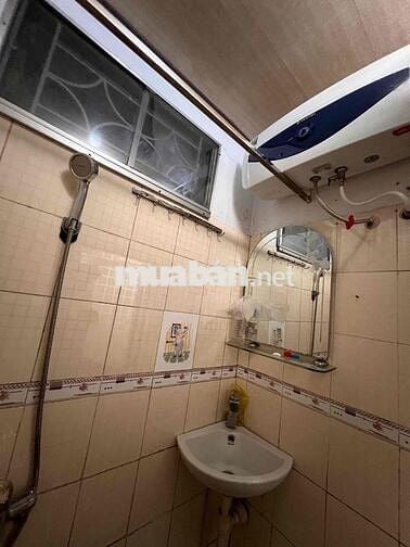 Cần cho thuê nhà riêng 2 tầng tại Hàng Kênh