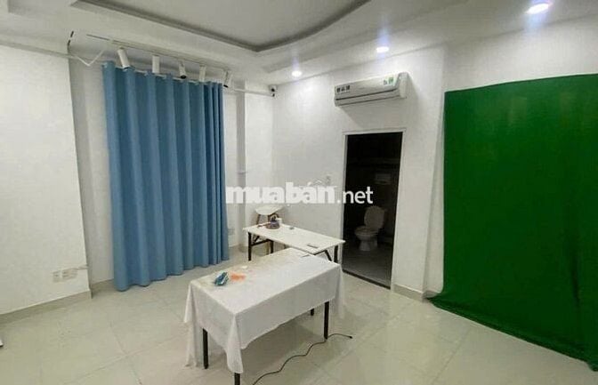 Cho thuê nhà mặt tiền đường Lam Sơn, dt 8x20 trệt 5 lầu