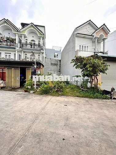 Đất mặt tiền tx33, chợ thạnh xuân , giá 4,38 tỷ