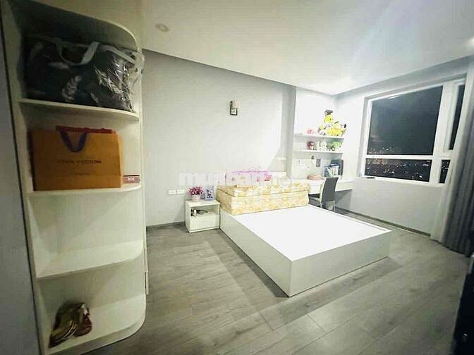 CC RIVERSIDE GARDEN - LÔ GÓC - TẦNG TRUNG - 3 NGỦ 2WC - FULL NỘI THẤT