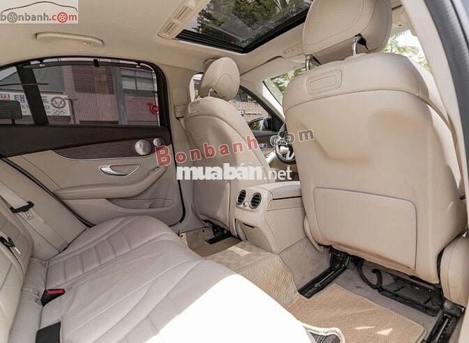 Mercedes Benz C200 Exclusive 2019 - 899 Triệu