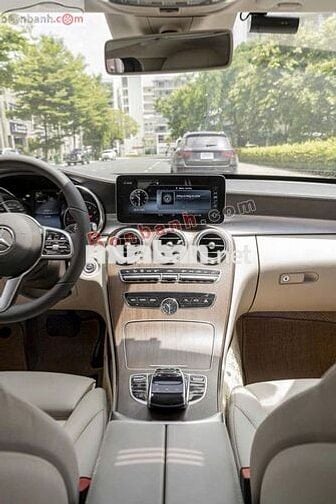 Mercedes Benz C200 Exclusive 2019 - 899 Triệu