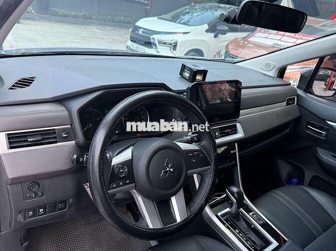 Mitsubishi Xpander 2024 Premium 1.5 AT - 29750 km