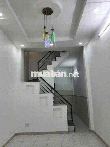 Bán Nhà 30m2, 3 tấm, đồ suốt, Liên khu 4-5, Bình Tân