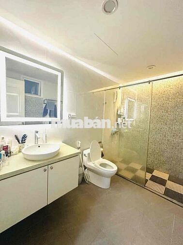 CC RIVERSIDE GARDEN - LÔ GÓC - TẦNG TRUNG - 3 NGỦ 2WC - FULL NỘI THẤT