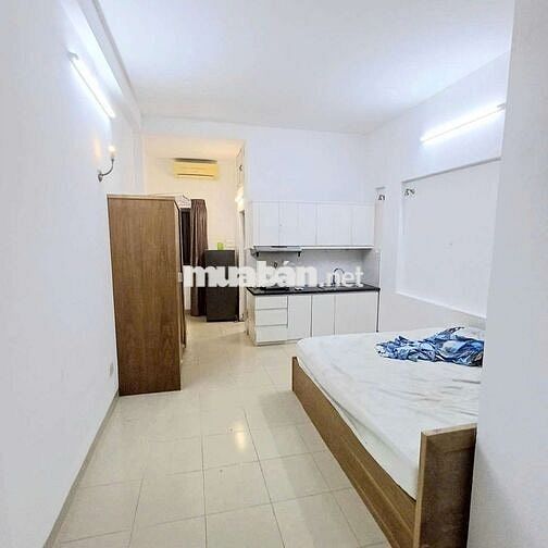 Căn Hộ 32m2 Cửa Sổ Rộng, Có ánh Sáng _ Chỉ Tính Điện và nước, Quận 1