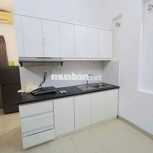Căn Hộ 32m2 Cửa Sổ Rộng, Có ánh Sáng _ Chỉ Tính Điện và nước, Quận 1
