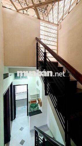Nhà ở diện tích 39 m2, 2 p.ngủ có lửng, đường XVNT, Q.Bình Thạnh