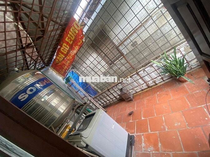 Cho thuê nhà lâu dài, ưu tiên hộ gia đình