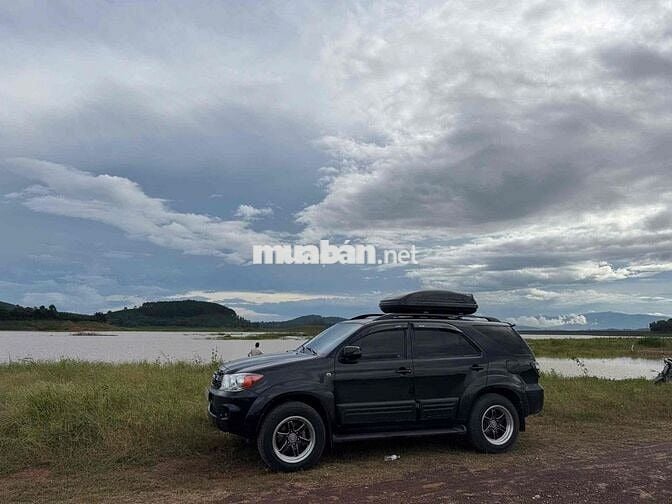 Toyota Fortuner 2011 2.7V - 170000 km