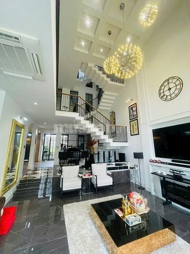 Siêu phẩm! Bán Biệt Thự Nam Phan- Liên Phường- DT 162m2- Giá 24.5 tỷ