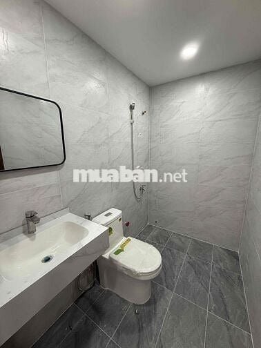 CHÍNH CHỦ CHO THUÊ NHÀ MỚI STUDIO FULL NỘI THẤT CỬA SỔ TRỜI