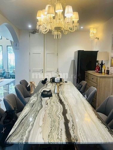 Siêu phẩm! Bán Biệt Thự Nam Phan- Liên Phường- DT 162m2- Giá 24.5 tỷ
