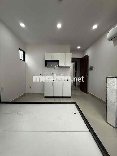 TRUNG TÂM QUẬN 10 STUDIO FULL NỘI THẤT CỬA SỔ TRỜI NHÀ MỚI 100%