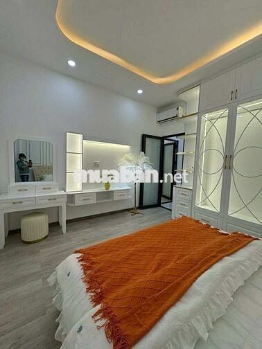 Bán Nhà đường phạm hữu lầu Quận 7 – DT 8x14m giá 8.9 tỷ