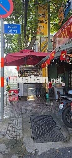 Cần Sang lại mặt bằng và cả xe cafe pha máy đang hoạt động tốt