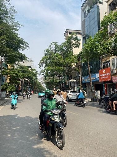 Bán nhà chính chủ T1 mặt phố Khâm Thiên 46m - MT 4,4m - Giá 13,5 tỷ 