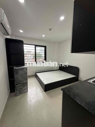 TRUNG TÂM QUẬN 10 STUDIO FULL NỘI THẤT CỬA SỔ TRỜI NHÀ MỚI 100%