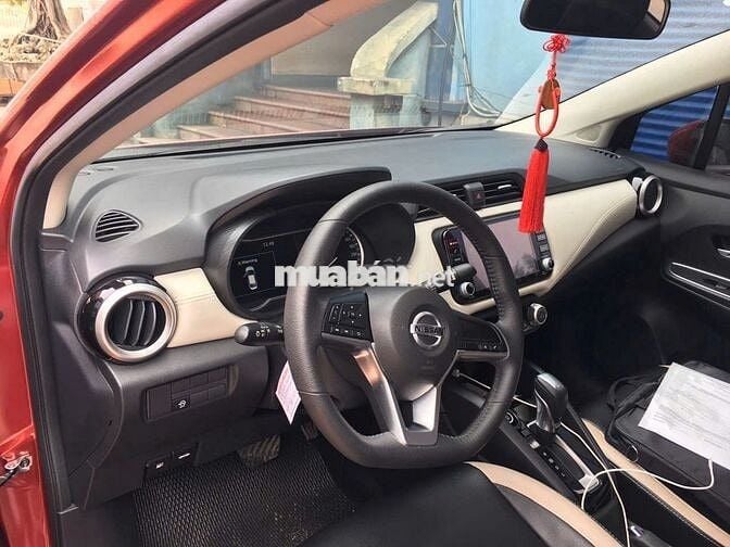 Ô tô Nissan Almera 2022 màu đỏ, số tự động