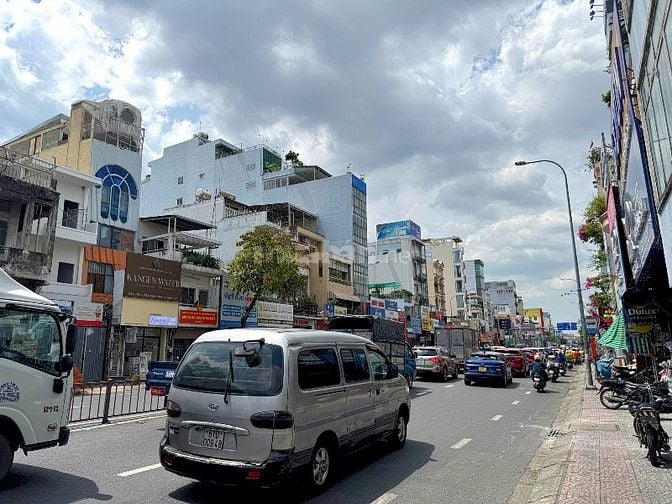 BÁN NHÀ MẶT TIỀN : 19 - 21 BẠCH ĐẰNG - P. 15 - Q. BÌNH THẠNH - TPHCM.
