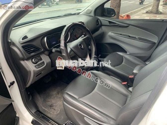 VinFast Fadil 1.4 AT 2021