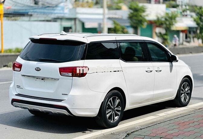 Kia Sedona 2018 2019 máy dầu bản full xe zin a-z