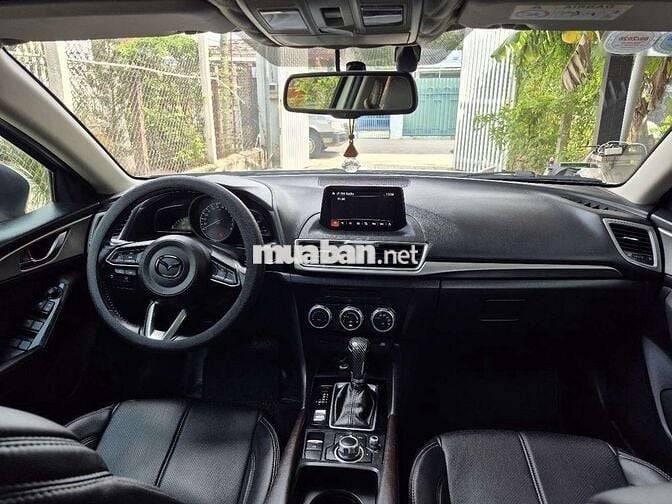 Xe chính chủ Mazda 3 2018 1.5 AT Sedan - 165000 km