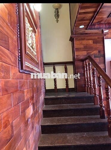HCM: NHÀ ĐẸP CÓ SẴN NỘI THẤT, ĐỒ GỖ, THANG MÁY,... CHÍNH CHỦ CHO THUÊ