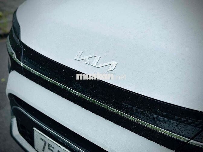 Kia Carens 2025 1.5G IVT - 8000 km