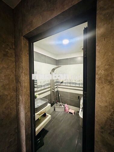 Bán Nhà 1 TRỆT 1 LẦU XE HƠI VÀO TẬN NHÀ, Tô Ngọc Vân, Tam Bình, TĐ