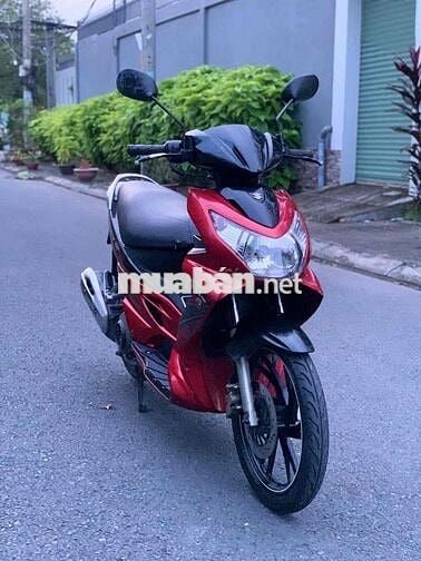 xe suyuki Hayate 2015 chlnh chủ màu đỏ mới 90 %