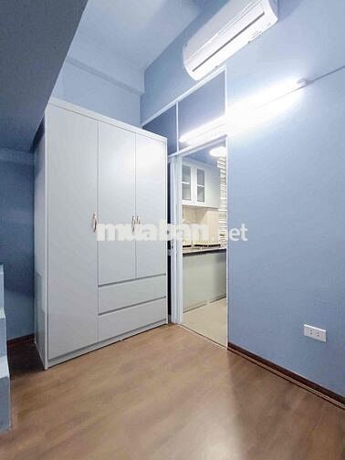 Còn *** tầng 7 có gác xép view triệu đô ngõ 74 Kim Ngưu