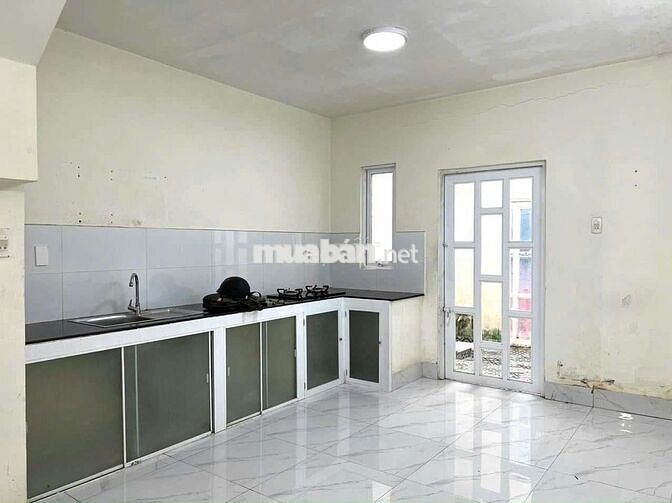 CHO THUÊ NHÀ TRỆT LỬNG LẦU 3PN SẴN 3 MÁY LẠNH HƯNG PHÚ CTY8 GIÁ 6.5TR