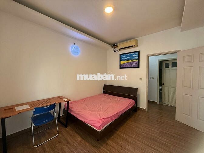 Bán CC Đức Khải , 3PN - 97m2 full nội thất, view sông, giá 3,230 tỷ