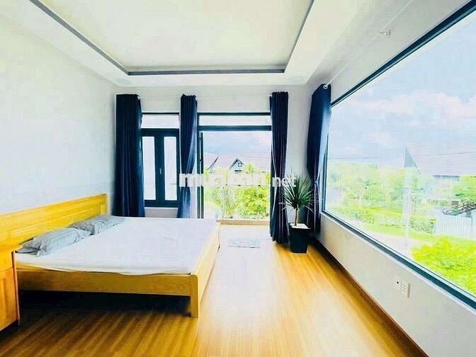 BÁN GẤP 3 CĂN VILA XUYÊN MỘCpp