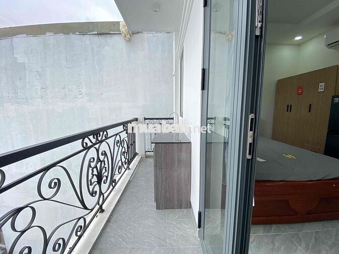 💥STUDIO BAN CÔNG - GẦN NGÃ TƯ GA