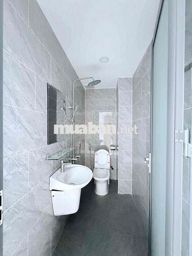 💥STUDIO BAN CÔNG - GẦN NGÃ TƯ GA