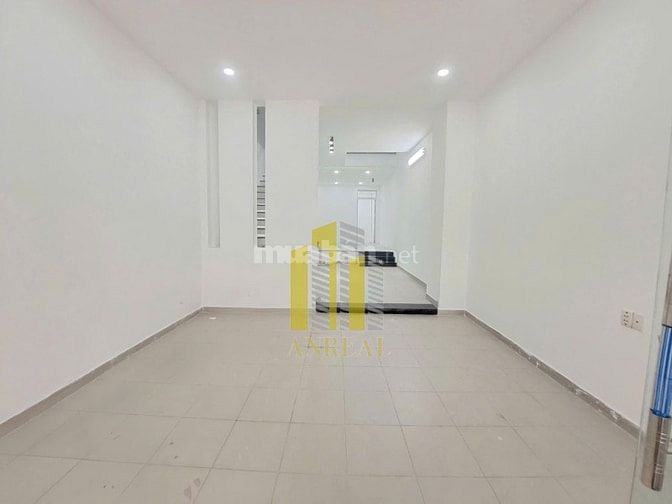 CHO THUÊ NHÀ MẶT TIỀN LƯƠNG ĐỊNH CỦA GIÁ 40 TRIỆU 4.5X22M 3 LẦU