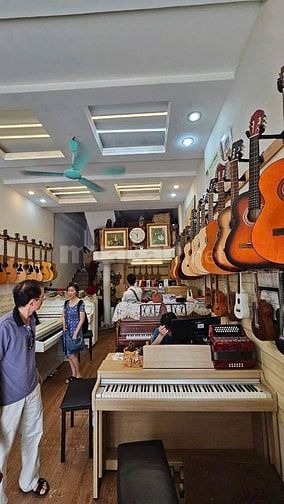 [Chính chủ] tôi cần bán nhà MP Hào Nam, Q Đống Đa, Dt 54 m, 6 T, Mt 5