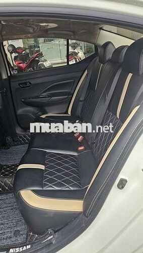 Ô tô Nissan Almera EL 2021 màu trắng