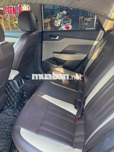 Hyundai Accent AT 2019 màu trắng, 82.000km
