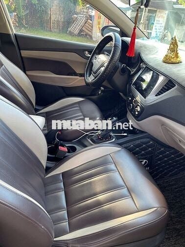 Hyundai Accent AT 2019 màu trắng, 82.000km