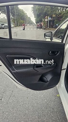 Ô tô Nissan Almera EL 2021 màu trắng