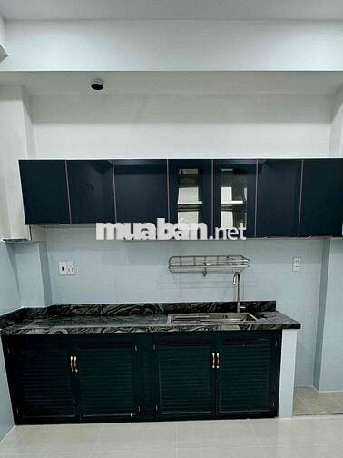 Cho thuê nhà mới xây 2PN + 2WC đường Lê Văn Sỹ, Q3, dtsd 83m2